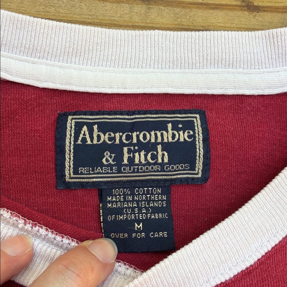 Vintage Y2K Abercrombie & Fitch Long Sleeve Tshirt - Picture 4 of 7